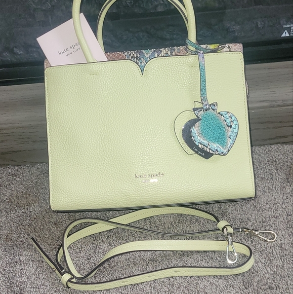 kate spade Handbags - EUC KATE SPADE ♠️